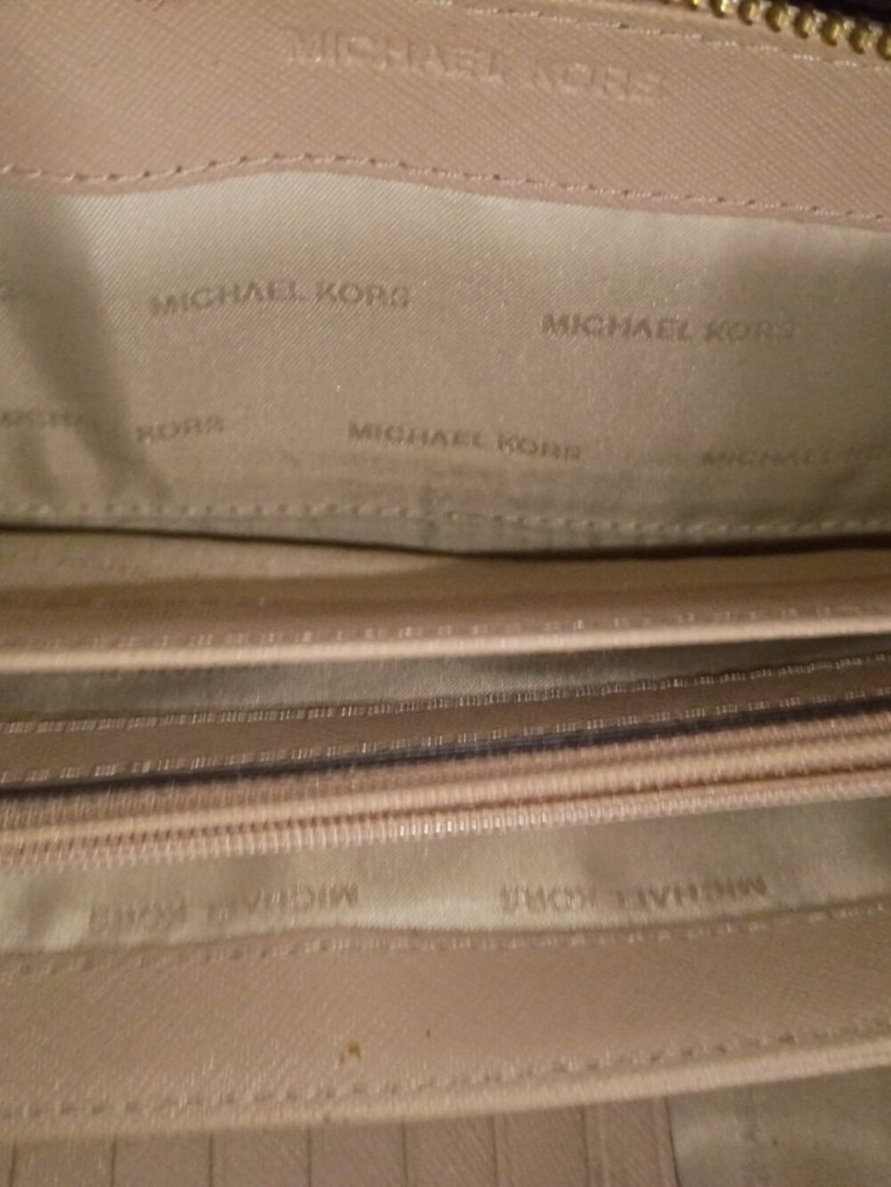 Michael Kors Jet Set Zip-Around Wristlet - Blush Saffiano Leather